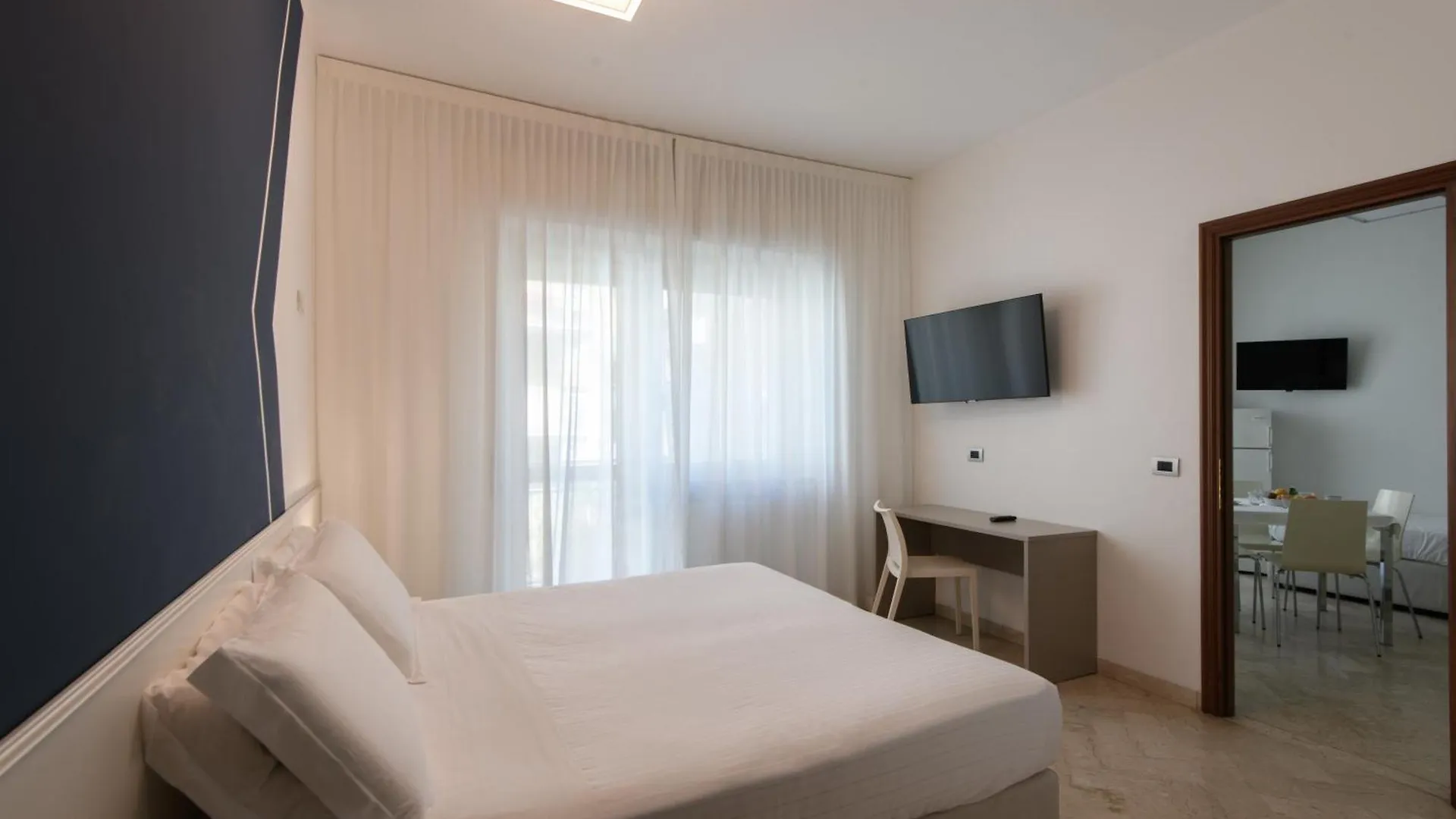 Hotel & Apartments Sasso Diano Marina